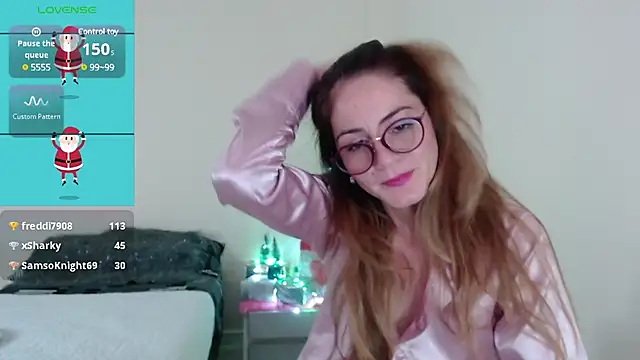 Snapshot of Hanny_24 chatting on 12-30-24, 11:37 Hanny 24 online show from 12-30-24, 11:37