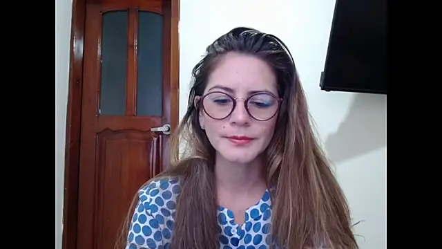 Snapshot of Hanny_24 chatting on 01-31-25, 12:40 Hanny 24 online show from 01-31-25, 12:40