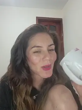 Snapshot of Hanny_24 chatting on 10-15-25, 03:17 Hanny 24 online show from 10-15-25, 03:17