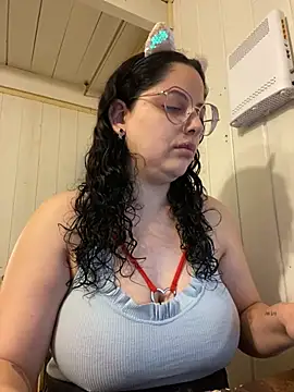 babyluna939 online show from 10-04-25, 11:19