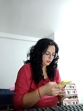 babyluna939 online show from 04-25-26, 11:35