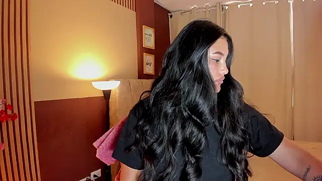 Little Ivy online show from 03-17-26, 07:17