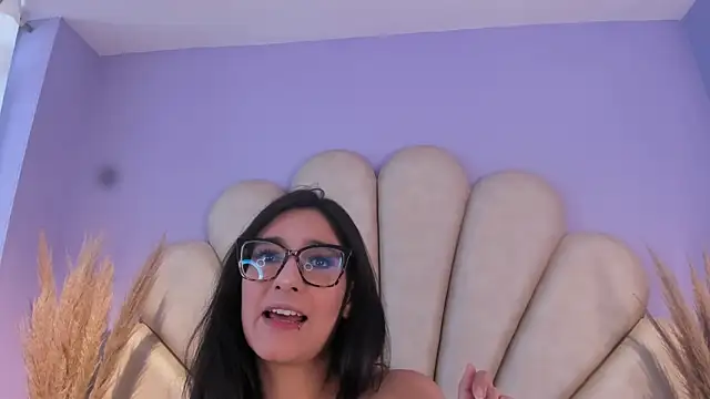 Isis Osman online show from 06-27-26, 07:19
