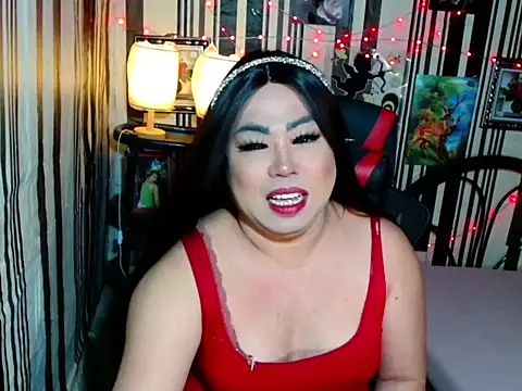 Snapshot of Reginex chatting on 11-30-25, 12:58 Reginex online show from 11-30-25, 12:58