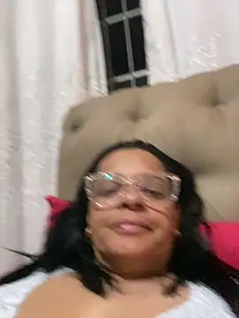 Snapshot of lomagata chatting on 05-08-26, 01:22 lomagata online show from 05-08-26, 01:22