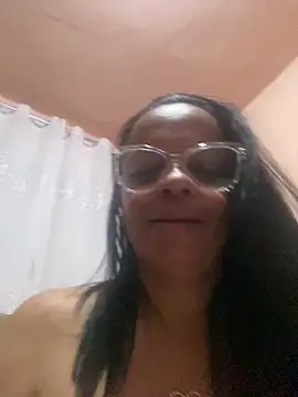 Snapshot of lomagata chatting on 06-03-26, 02:25 lomagata online show from 06-03-26, 02:25