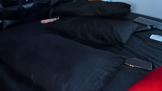 Snapshot of Wendy_Marchall chatting on 02-07-25, 07:27 Wendy Marchall online show from 02-07-25, 07:27