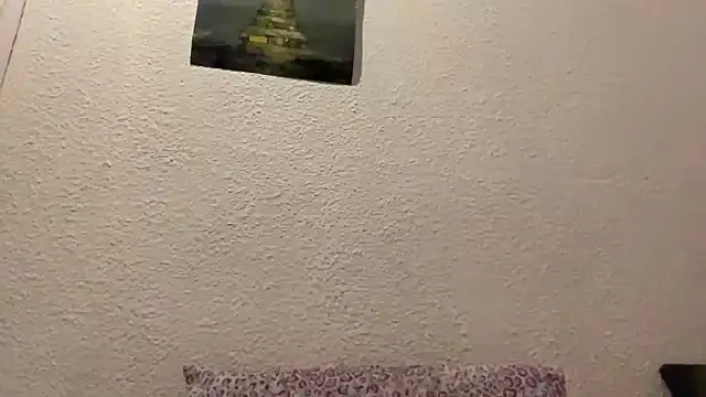 Snapshot of loletabb chatting on 09-12-25, 01:17 loletabb online show from 09-12-25, 01:17