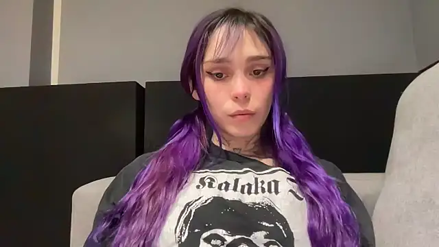 Snapshot of loletabb chatting on 10-09-25, 09:24 loletabb online show from 10-09-25, 09:24