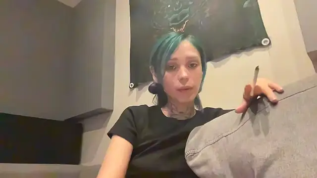 Snapshot of loletabb chatting on 12-20-25, 05:14 loletabb online show from 12-20-25, 05:14