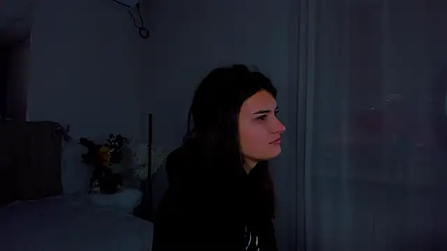 Laura Leee online show from 01-02-25, 06:07
