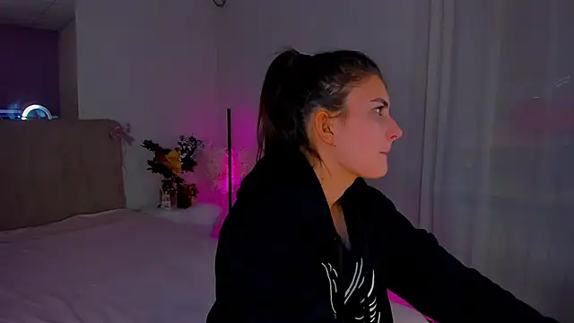 Laura Leee online show from 01-02-25, 10:16