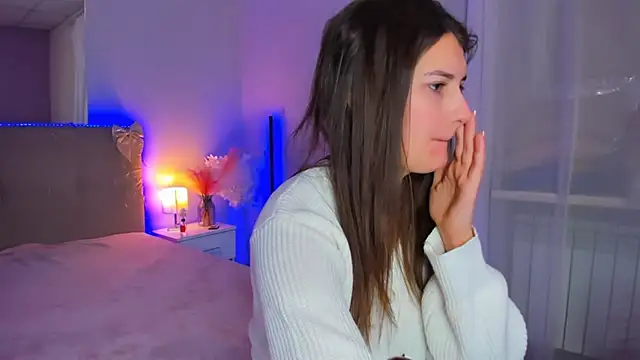 Laura Leee online show from 02-28-26, 06:03