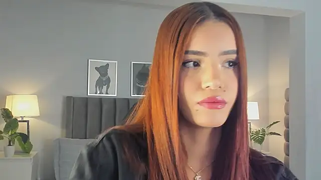 Madie  collins online show from 11-06-25, 11:33