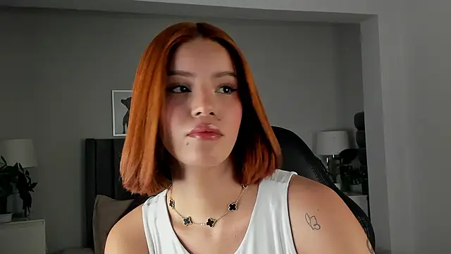 Madie  collins online show from 03-10-26, 11:48