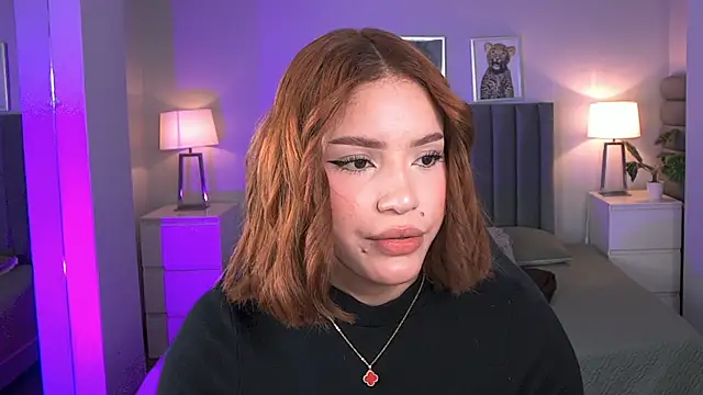 Snapshot of Madie__collins chatting on 05-15-26, 11:50 Madie collins online show from 05-15-26, 11:50