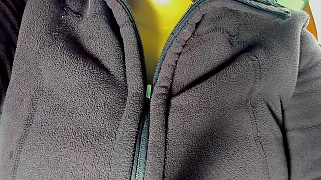 Snapshot of Extrem_HairyPussy chatting on 02-18-26, 02:24 Extrem HairyPussy online show from 02-18-26, 02:24