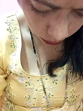 Urmila bhabhii online show from 02-03-25, 06:13