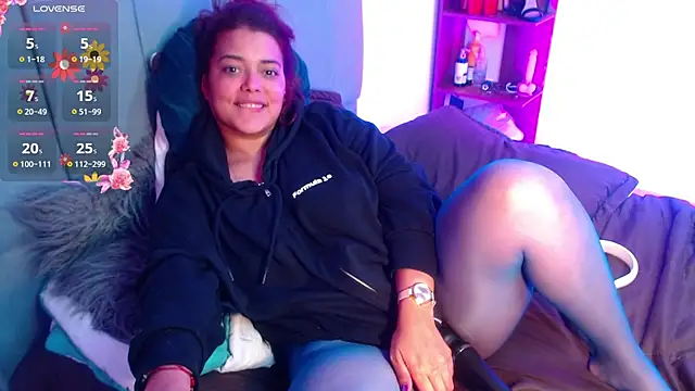 VictoriaMontero30000 online show from 03-08-25, 07:16