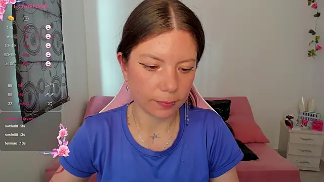 Snapshot of Susana_garcia_ chatting on 12-01-24, 10:10 Susana garcia online show from 12-01-24, 10:10