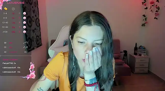 Snapshot of Susana_garcia_ chatting on 02-09-25, 12:06 Susana garcia online show from 02-09-25, 12:06