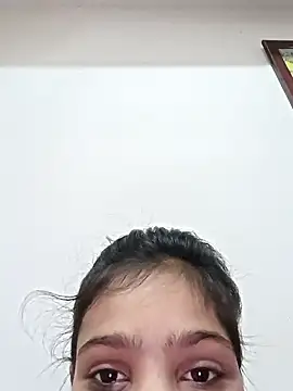 Snapshot of Riyu_05 chatting on 12-15-24, 07:13 Riyu 05 online show from 12-15-24, 07:13