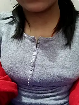 Snapshot of Riyu_05 chatting on 12-17-24, 10:12 Riyu 05 online show from 12-17-24, 10:12