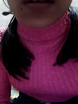 Snapshot of Riyu_05 chatting on 12-24-24, 10:44 Riyu 05 online show from 12-24-24, 10:44