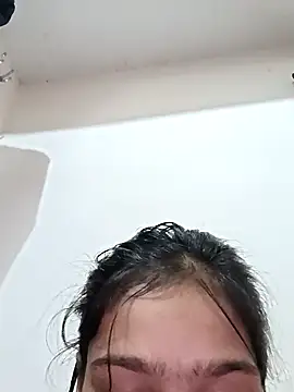 Snapshot of Riyu_05 chatting on 01-02-25, 10:16 Riyu 05 online show from 01-02-25, 10:16