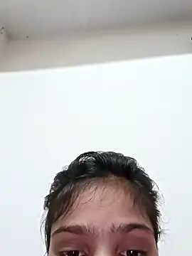 Snapshot of Riyu_05 chatting on 01-10-25, 08:18 Riyu 05 online show from 01-10-25, 08:18