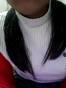 Snapshot of Riyu_05 chatting on 01-10-25, 11:33 Riyu 05 online show from 01-10-25, 11:33