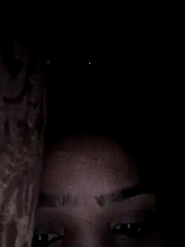 Snapshot of Riyu_05 chatting on 02-21-25, 07:10 Riyu 05 online show from 02-21-25, 07:10