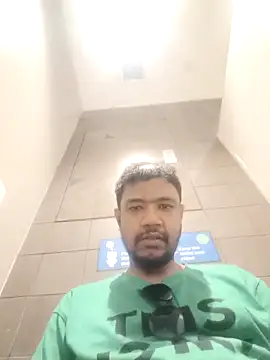 RoyPapafarid online show from 04-06-26, 12:41