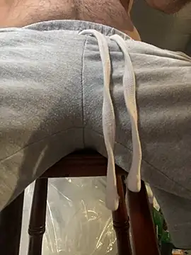 portugadopau online show from 04-21-26, 08:42