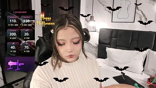 Teen sofia  online show from 10-28-25, 04:16