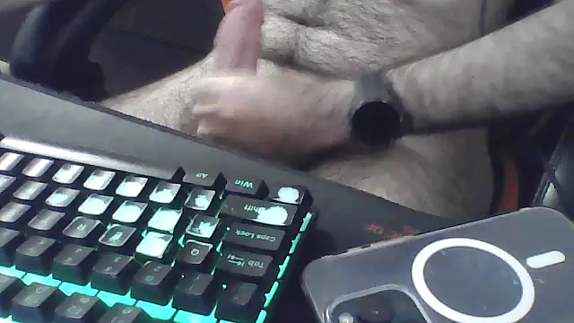 squiddy 69 online show from 10-15-25, 12:22