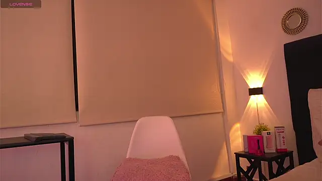 Snapshot of Chloe_Cherry21 chatting on 10-09-25, 03:04 Chloe Cherry21 online show from 10-09-25, 03:04