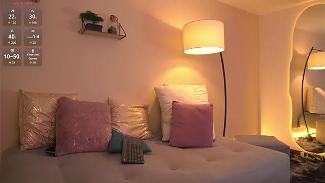 Snapshot of Chloe_Cherry21 chatting on 11-05-25, 02:55 Chloe Cherry21 online show from 11-05-25, 02:55