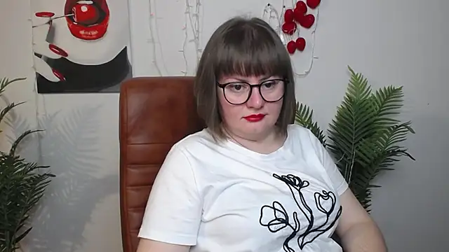 ZannaDreil online show from 05-07-26, 06:35