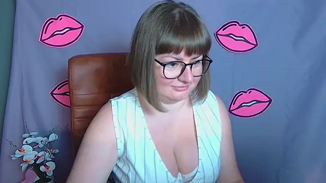 ZannaDreil online show from 07-17-26, 06:46