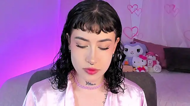 melody suarez online show from 09-12-25, 12:11