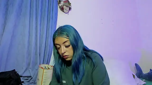 Snapshot of turolita_ chatting on 03-10-25, 06:01 turolita online show from 03-10-25, 06:01