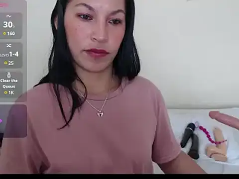 Snapshot of michel_ex33 chatting on 12-22-24, 06:15 michel ex33 online show from 12-22-24, 06:15