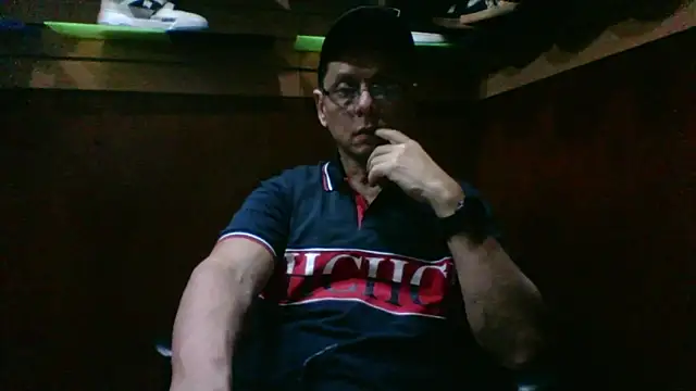 MarcusKelvin online show from 09-14-25, 01:43