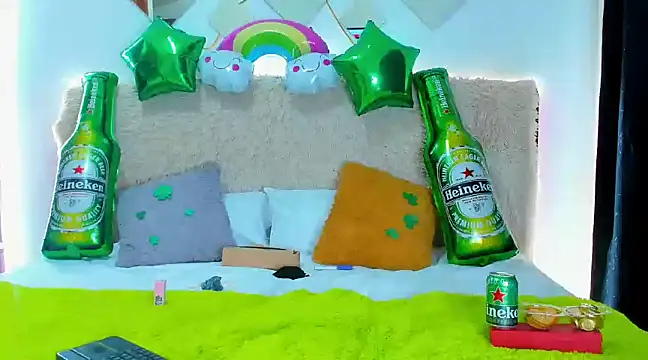 Snapshot of Cristal_moon1 chatting on 03-18-25, 12:16 Cristal moon1 online show from 03-18-25, 12:16