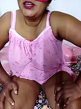 Chanel Blue Sl online show from 10-18-25, 12:57