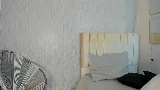 miranda villa online show from 02-23-25, 12:27