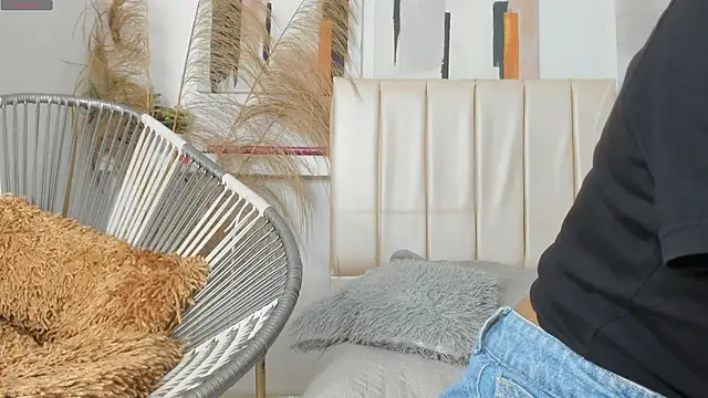 miranda villa online show from 04-09-26, 12:21