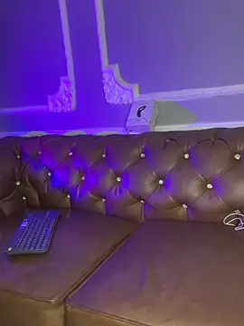 AaronCruz  online show from 02-27-25, 03:37