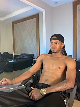 AaronCruz  online show from 03-21-26, 10:09